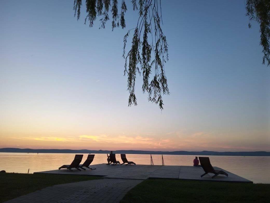 Balatonszárszó Mi Casa Soleadaヴィラ エクステリア 写真
